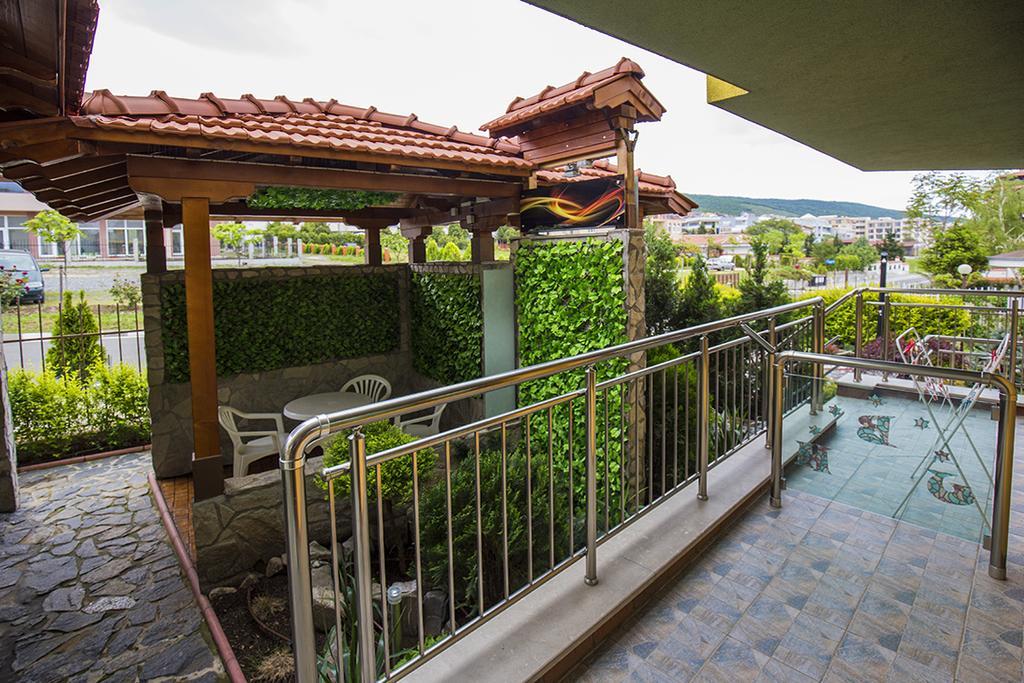 Jbh Hotel สวิติ วลัส ภายนอก รูปภาพ