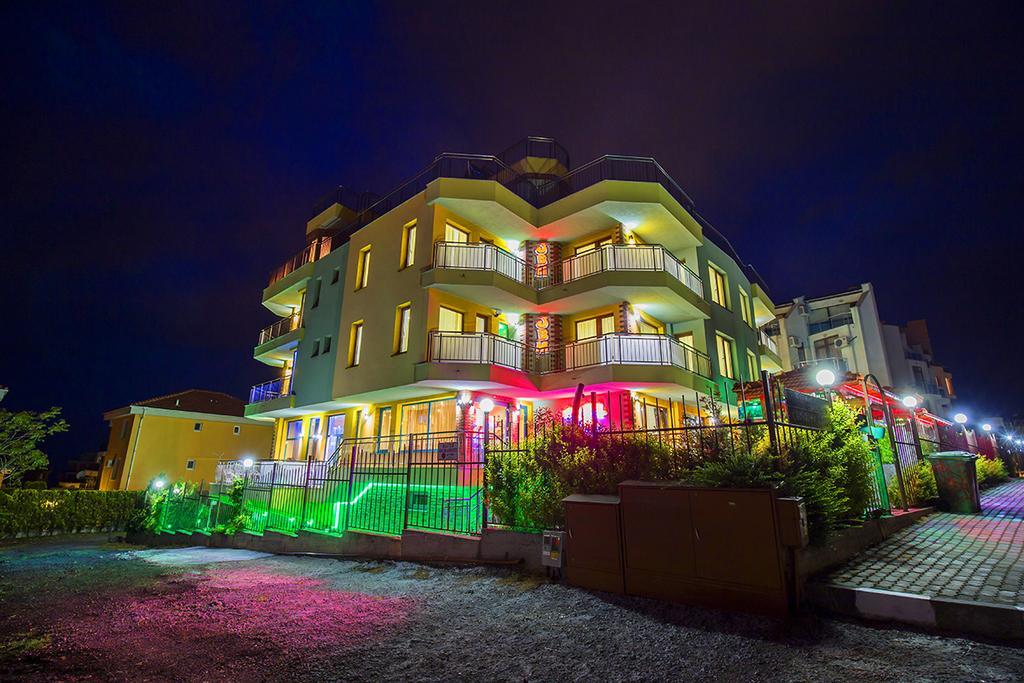 Jbh Hotel สวิติ วลัส ภายนอก รูปภาพ