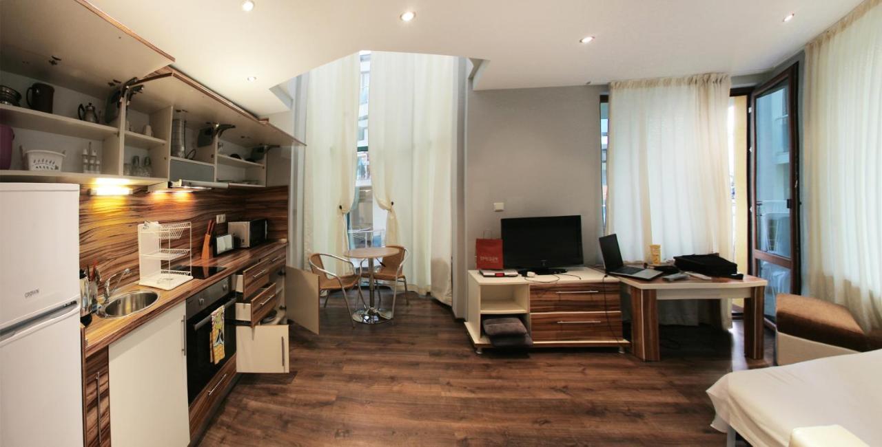 Jbh Hotel สวิติ วลัส ภายนอก รูปภาพ